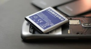 Methods to Find When You Need to Replace Your Smartphone Battery